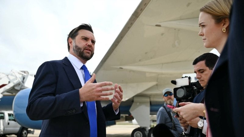 Венс: питання доступу України до Starshield залежить від політики США, а не від Маска