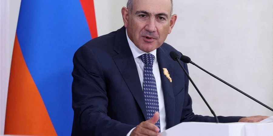 Пашинян оголосив про відставку уряду Вірменії