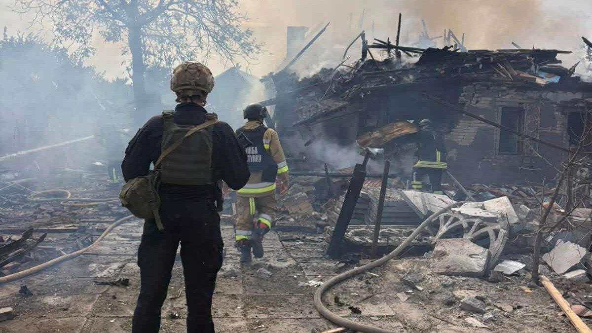Російські війська обстріляли Слов'янськ з «Смерча»: загинув цивільний, ще один поранений