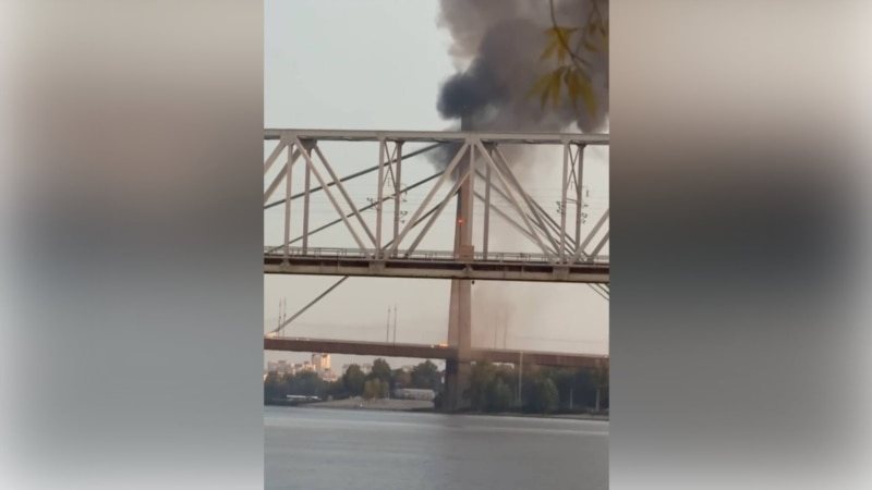 Удар дрона по Північному мосту в Києві: двоє постраждалих, рух обмежено