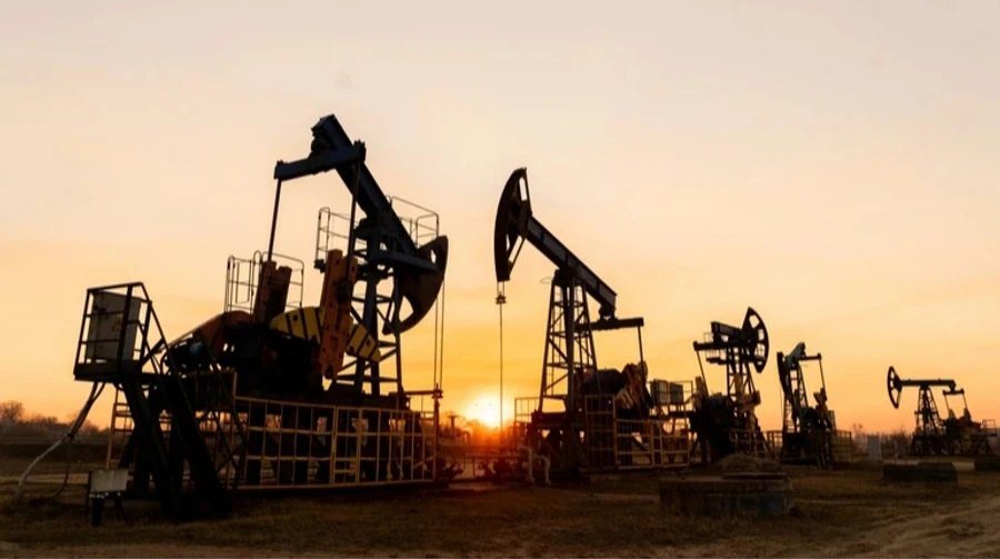 Світові ціни на нафту різко впали після перерви у конфлікті США та Ірану