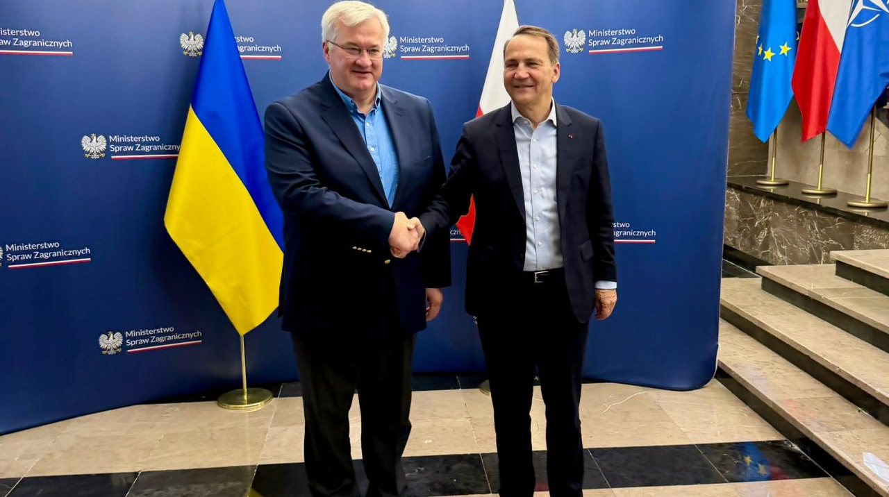 Сибіга запропонував Польщі антикризові заходи для розрядки напруги