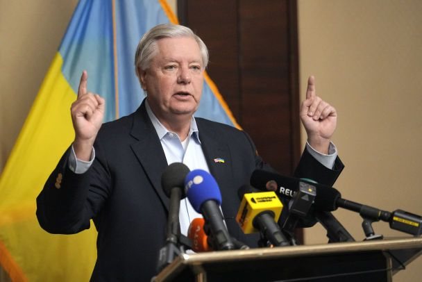 Сенат США готує законопроєкт про «пекельні санкції» проти покупців російської нафти