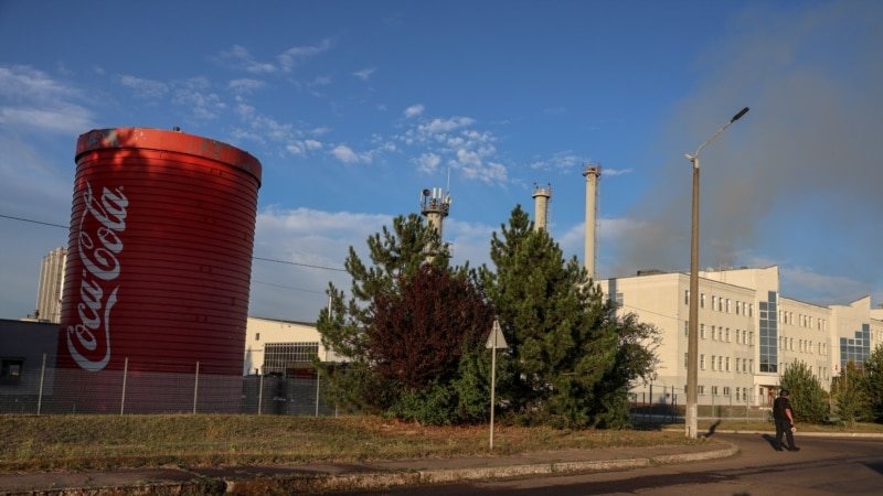 Російський дрон атакував завод Coca-Cola на Київщині, Зеленський назвав це сигналом Америці