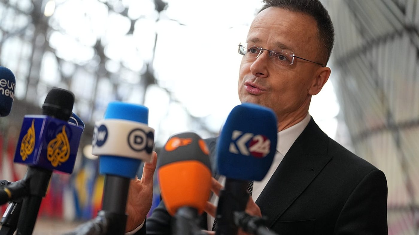 444: працівників МЗС Угорщини змушували удавати журналістів