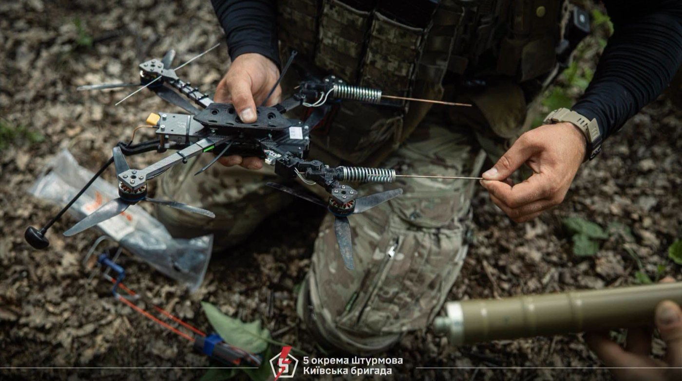 ЄС дозволив Україні закуповувати китайські компоненти для дронів за оборонний кредит