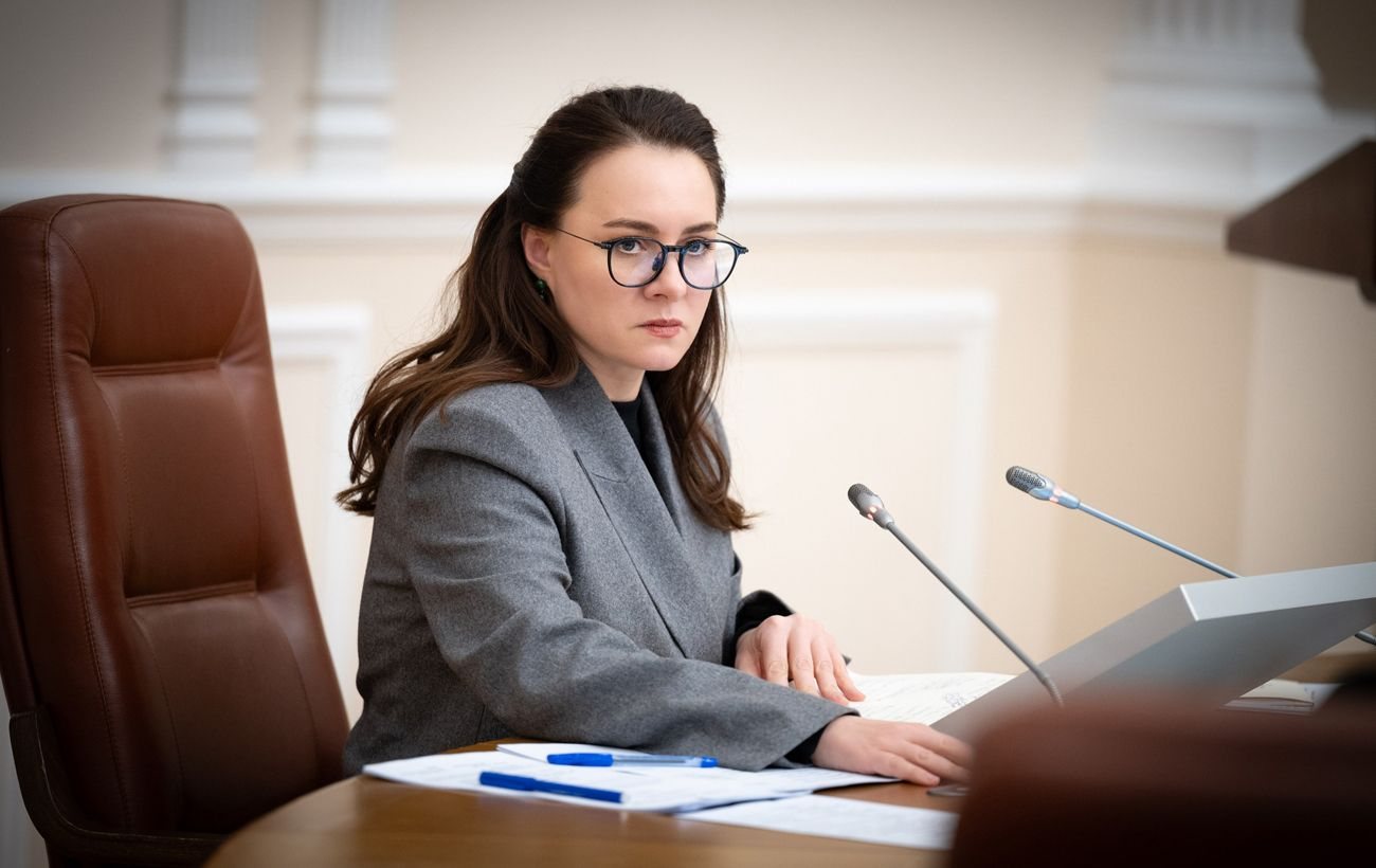 Заміна уряду не вирішить кризу державного управління в Україні — журналістка
