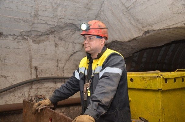 ДТЕК працевлаштував майже 6 тисяч переселенців за чотири роки війни