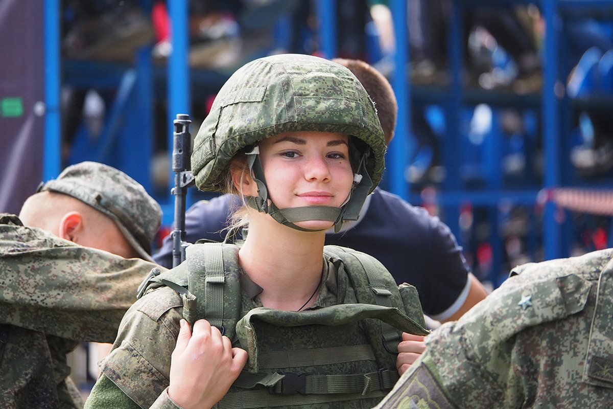 Жінки з російських колоній заявили про насильство після вербування на війну
