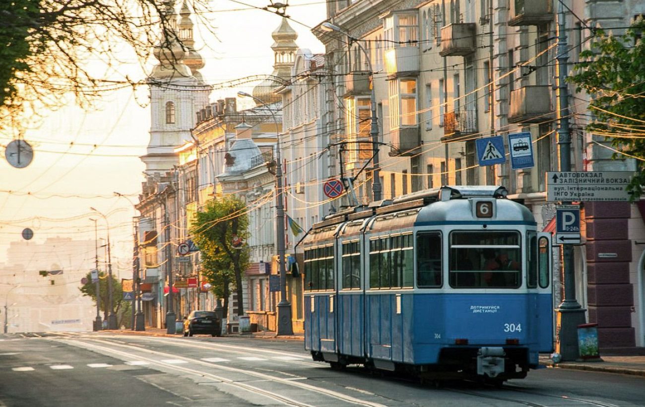 У Вінниці понад 80 світлофорів перемикатимуться на червоний під час хвилини мовчання