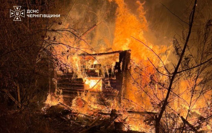 Атака дронів на Чернігівщині пошкодила школу та будинок культури